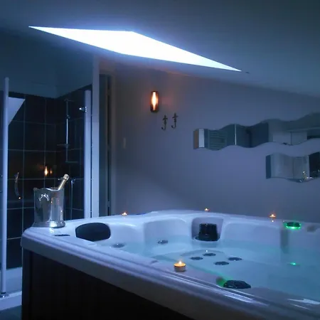 ベッド・アンド・ブレックファスト L'echo Et L'abbaye 3*