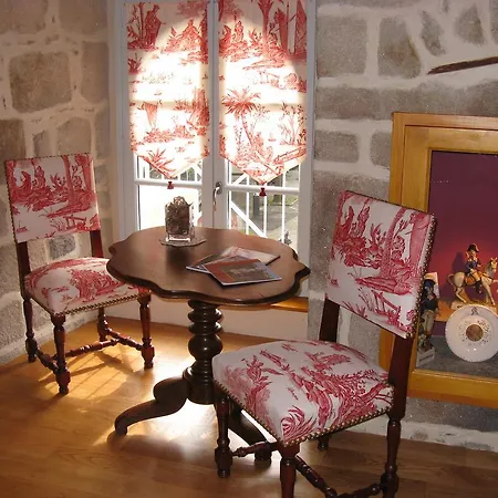 ベッド・アンド・ブレックファスト L'echo Et L'abbaye ラ・シェーズ・デュー